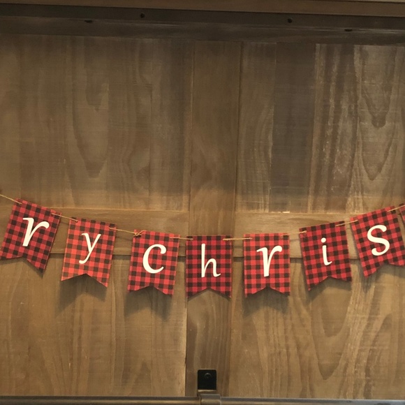 Red Buffalo Plaid Merry Christmas Banner - Picture 3 of 3